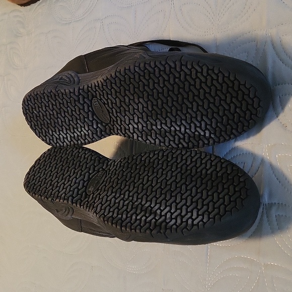 Size 14 Tred Safe, black leather men's shoes - Picture 3 of 5